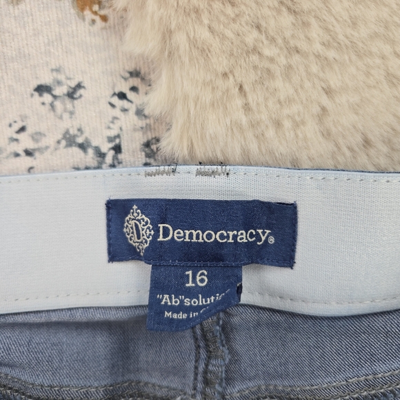 Democracy Denim Distressed Stretch Pants Women Plus Size 16 - Picture 5 of 7